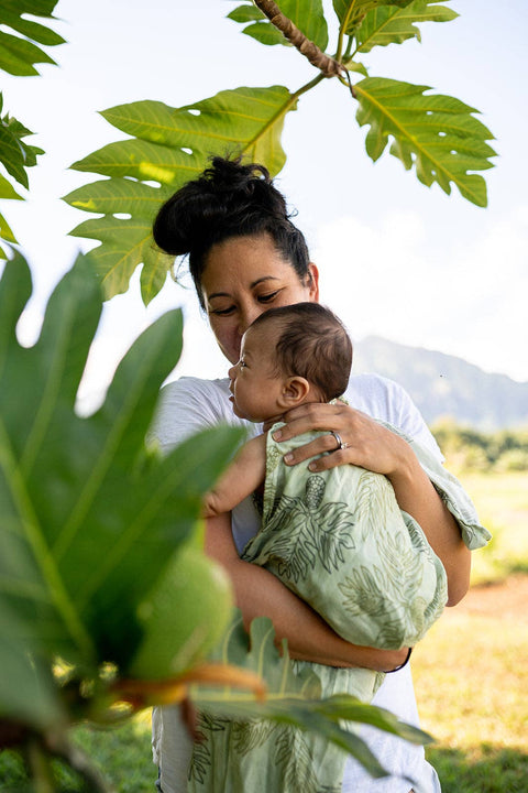 Hawaiian Green Ulu Swaddle Blanket